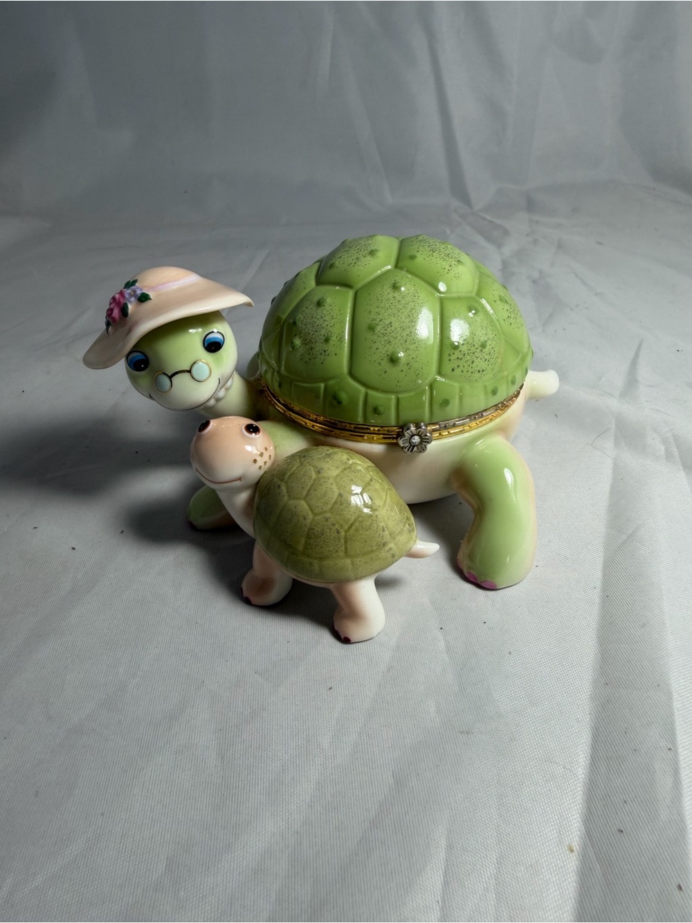 Ardleigh Elliott Grandmas Little Sweetheart Musical Turtle Trinket Box 2008